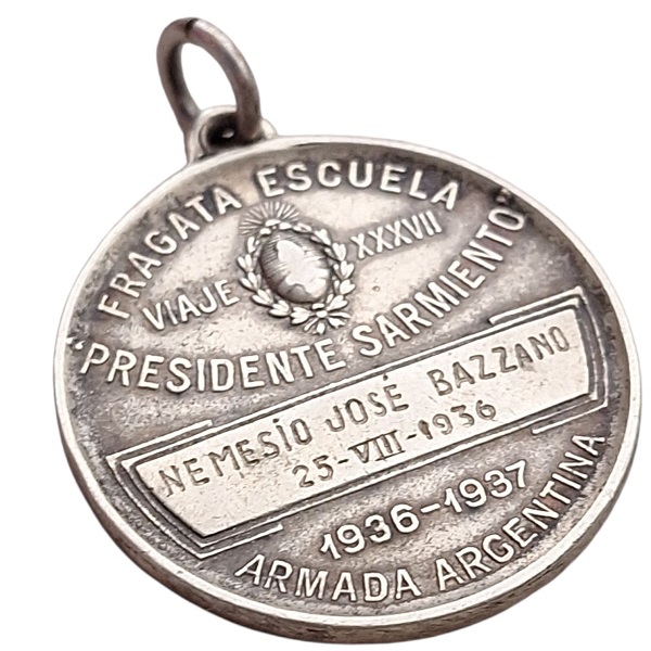 Medalla del N° 37 viaje de la Fragata Sarmiento 1937 Argentina